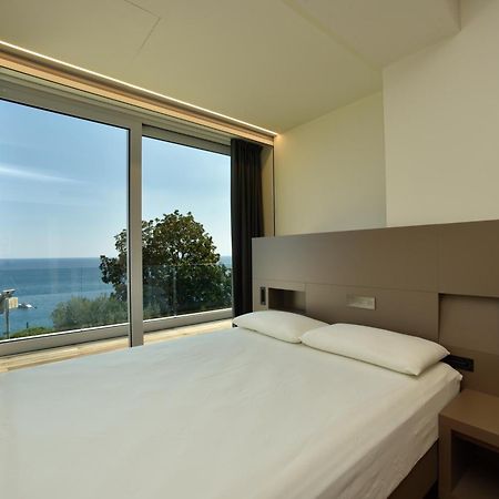 Hotel Le Roi Varazze Bagian luar foto