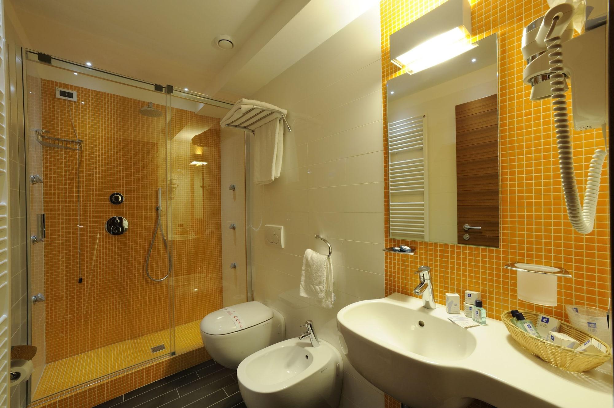 Hotel Le Roi Varazze Bagian luar foto
